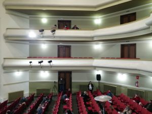 La directiva de la cooperativa Avanzamos Juntos de ADEOM presenció la sesión