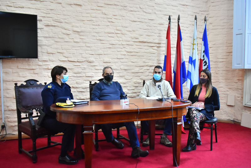 Moreira, Draper, Rodríguez y Guadalupe en conferencia de prensa