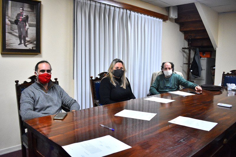 Los tres ediles de la Comisión Pro CURE