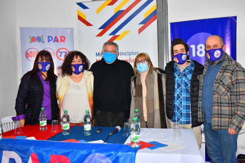 Rosario Rodríguez, Yliana Zeballos, Julián Mazzoni, Cristina Lustemberg, Joaquín López y Omar Falero