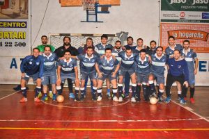 Zamora, ganó y sigue en los puestos de avanzada