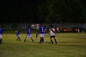 Barrio Olímpico ganó el clásico anoche y es líder del torneo