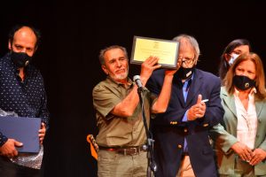 El edil Zelmar Riccetto recibió una placa en homenaje a su padre el escritor Zelmar Riccetto