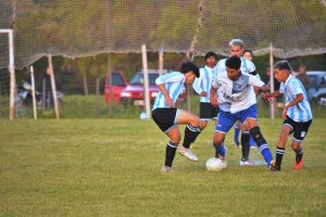 Las Delicias se estrenó goleando a Granjeros