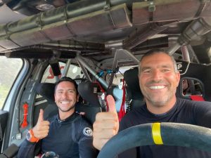 Alegría y satisfacción por lo efectuado. La selfie lo confirma. El cuarto puesto es para destacar