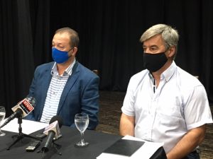 Director de Cultura Heber Loza y el maestro Julio Aparicio