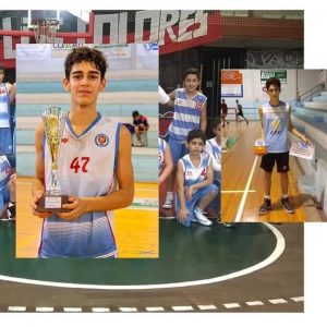 Leandro Paz Campelo, en el mejor recuerdo del club Sparta (foto Twitter Sparta)