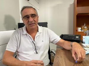 Néstor Delgado, propietario de Mercado Granjero del Este