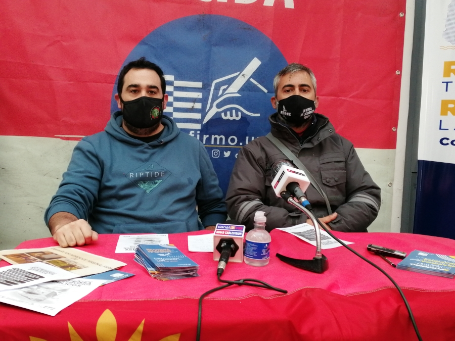 Carlos Dupre, dirigente de AUTE y Nicolás Ferreira, secretario general de FOSE
