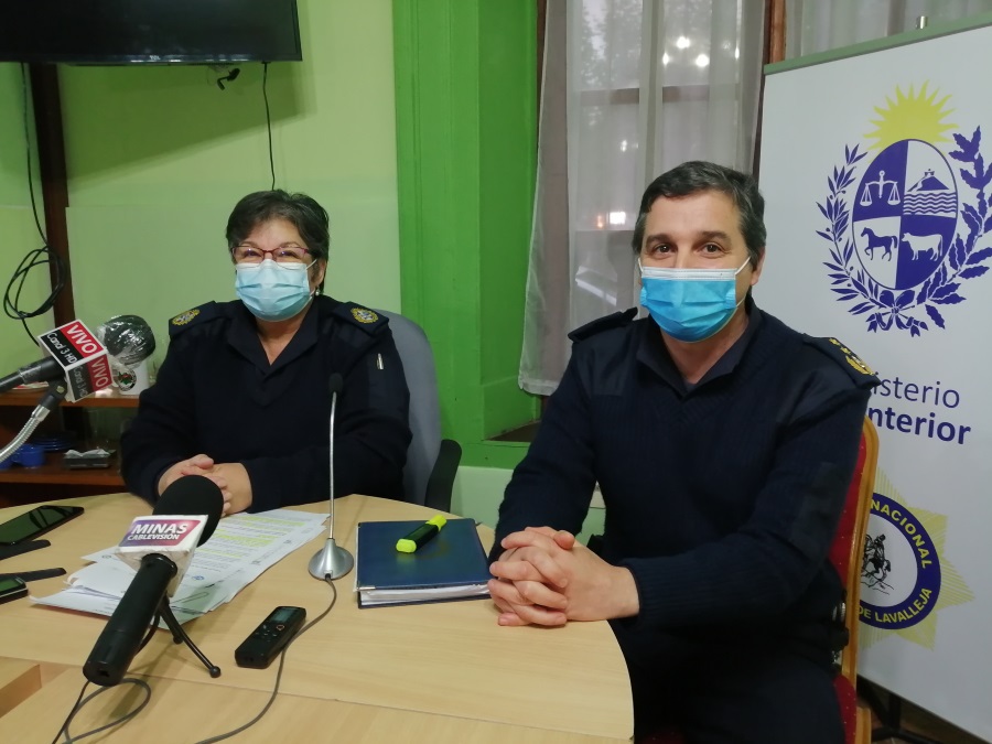 La Jefa de Policía Blanca Olivera y el Subjefe Ignacio González