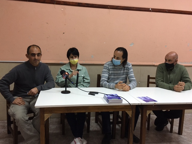 Fabián Estavillo, Mireya Cardozo, el candidato Limber Santos y Julio Ibarra