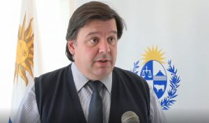 Ministro de Ambiente Adrián Peña. Fuente Presidencia de la República