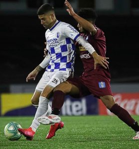Lucas Espinosa llega a Barrio Olímpico desde Juventud de Las Piedras