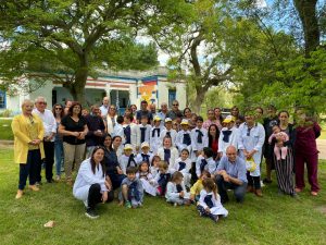 Comisión de Patrimonio colocó placa homenaje en Poblado Aramendia 9