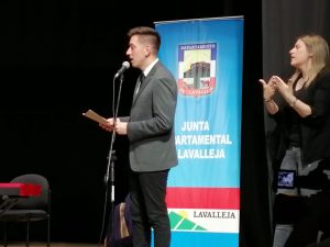 El edil del FA Felipe De los Santos ofició de maestro de ceremonia