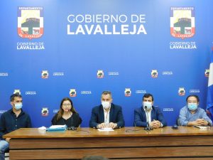 Manuel Rodríguez, Karina Rando, Mario García, Guillermo Riccetto y Walter Viera