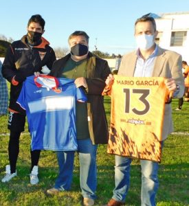 Sebastián Abreu, Carlos Julio Inzaurralde y el Dr. Mario García en ocasión de la presentación de la IASA en Minas