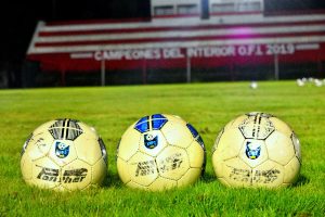 balones en cancha lavalleja