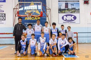 Los U12 de Sparta, en uno de sus cotejos por Liga de Maldonado este año