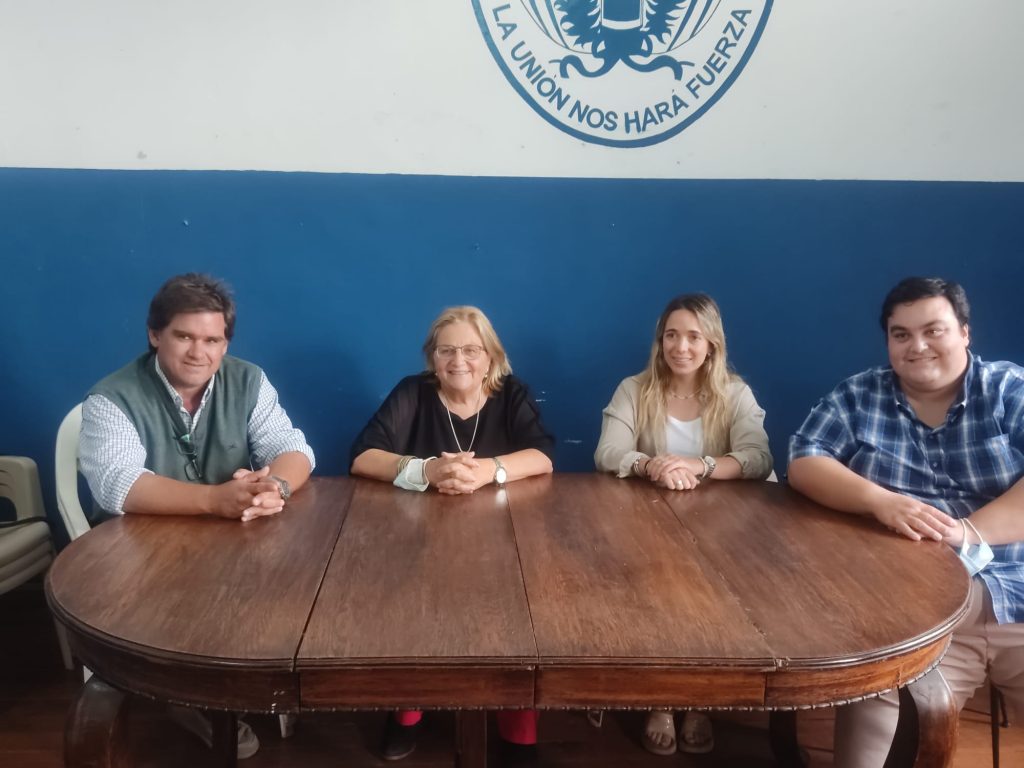 Francisco De la Peña, la senadora Graciela Bianchi, Dolores García Pintos y Joaquín Hernández