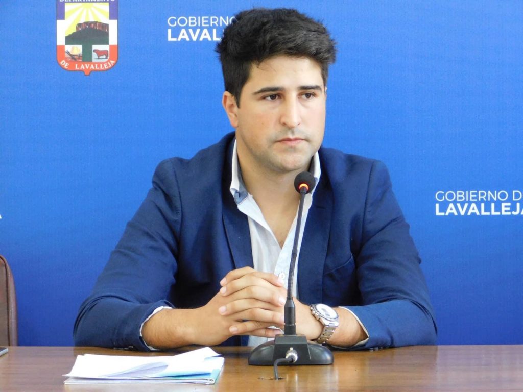 Director de Juventud, Gabriel Gutiérrez