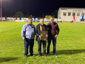 Homenaje a Omar Reneé Guillén 1