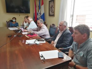 Presidenta de la JDL Adriana Peña, los ediles Pierina Péndola (PC), Luis Martínez (PN), Ismael Castro (FA), Daniel Escudero (PN) y Miguel Del Puerto (CA)