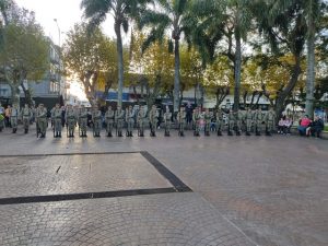 Demostración de instrucción de orden cerrado y actuación de la Banda Militar 1