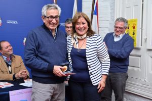 Guillermo Álvarez Castro ganador del Premio Nacional de Narrativa 1