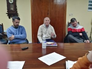 Comisión de Recepción de la JDL recibió a vecinos de Villa Serrana y a la Asociación de Farmacias del Interior 1