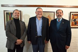 Inauguración de la exposición del artista Pedro Gava en Casa de la Cultura 3