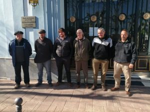 Edil Marcelo Gallo junto a productores rurales del departamento se reunieron con el Comando Jefaturial