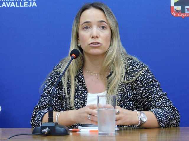 La directora de Turismo, Dolores García Pintos (2)