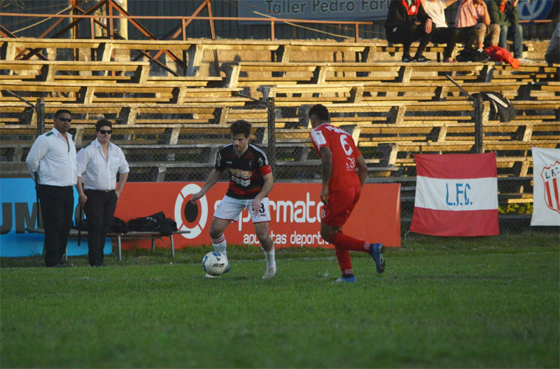 lavalleja-universitario-de-salto