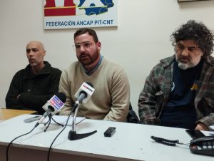 Martín Villamil, el presidente de Fancap Minas Héctor Gobbi y Germán Pastorino