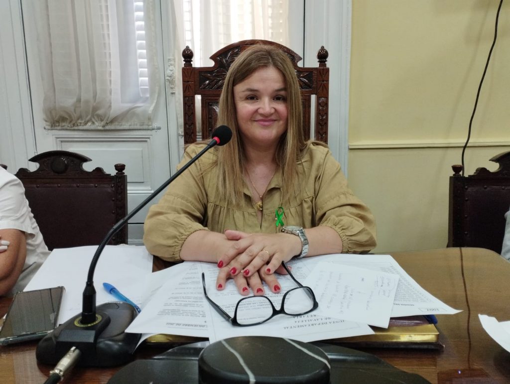 La edila María Noel Pereira presidió su primera sesión (1)