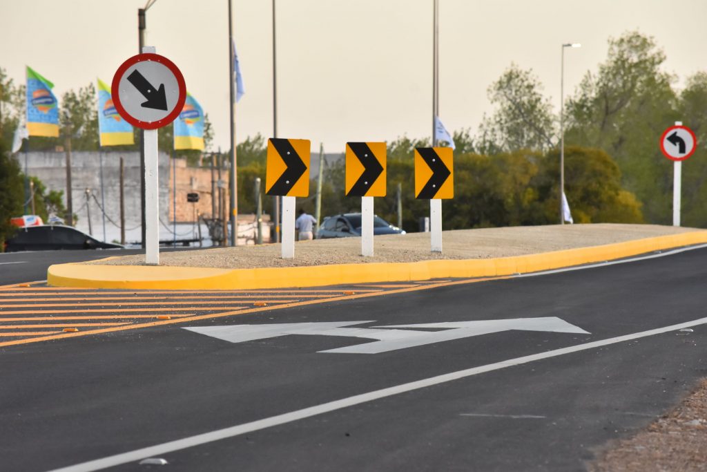 Inauguración de obra del empalme de ruta 12 y camino de acceso al Parque de Minas 4