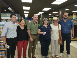entrega premio primer sorteo minas y abril