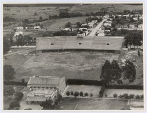 El Estadio en plena construcción, en 1955 (foto A. Barrios Pintos)