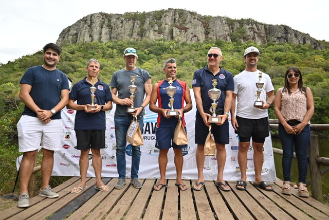 Éxito rotundo para la travesía de aguas abiertas en Laguna de los Cuervos 3