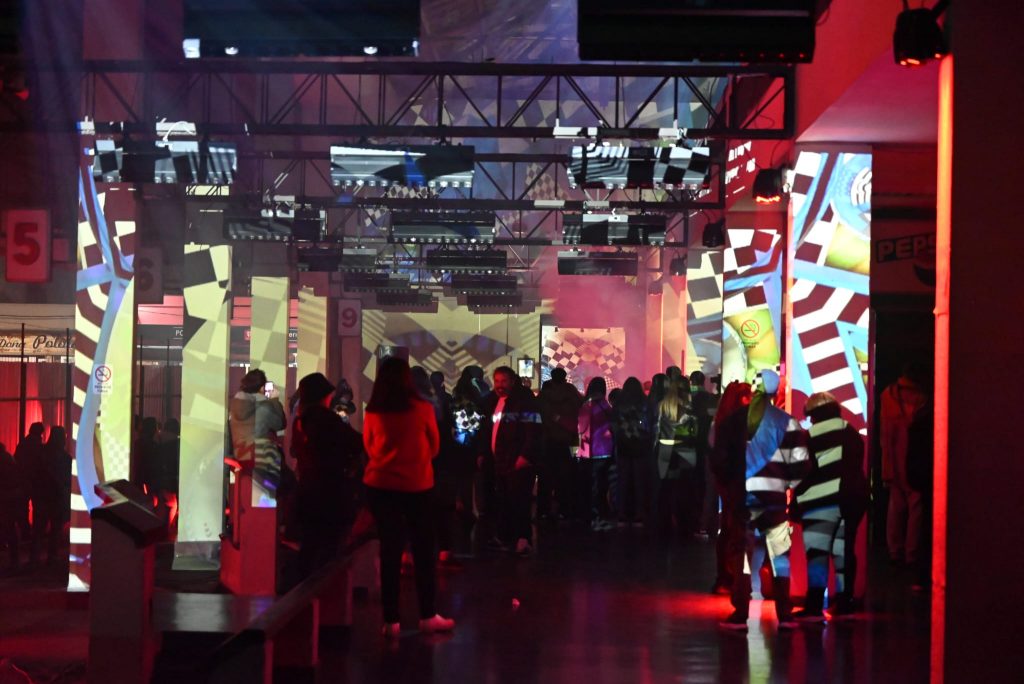 Exitosa segunda intervención en la vía pública del programa Jazz & Mapping (7)