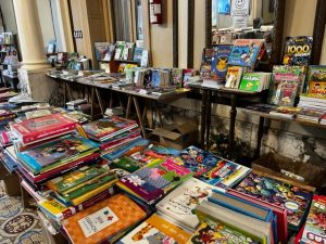 Excelente-repercusion-en-la-Feria-del-Libro-1