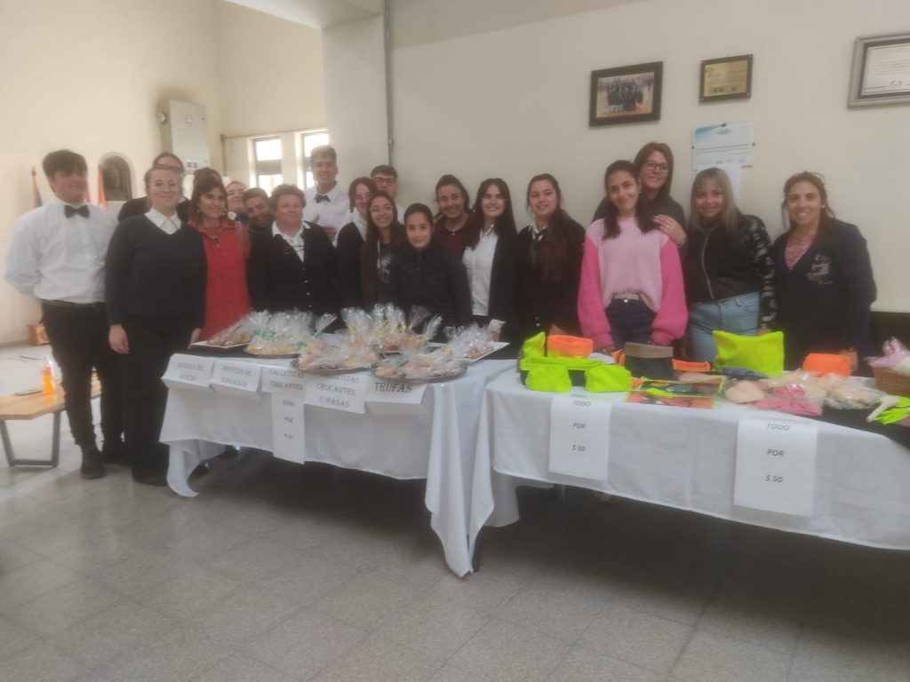 Actividad y venta de productos y servicios de la Escuela Técnica de Minas
