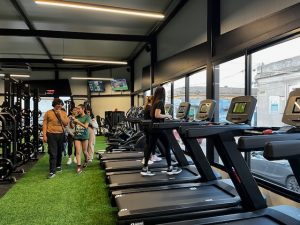 Abrió sus puertas Sparta GYM Minas (5)