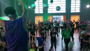 Exitosa jornada de Zumba internacional en el Centro Democrático (2)