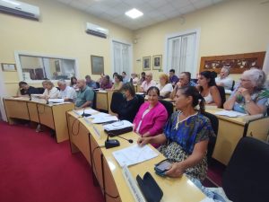 Ediles en la sesión extraordinaria