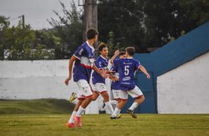 festejo gol de lavalleja