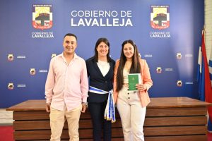 Diego Alejandro Alvarez Lemos y Natali Fiorella de la Vega (5)