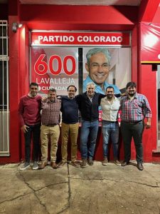 El precandidato Robert Silva estuvo en Minas en el lanzamiento de Ciudadanos (4)