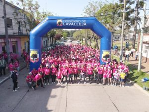 Exitosa décima correcaminata de Lazos de Vida ganémosle al cáncer (13)